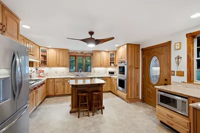 18 Jewel Cir, Methuen, MA 01844 - Photo 12