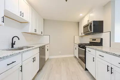 348 Rantoul Street #202, Beverly, MA 01915 - Photo 4