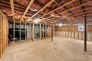 267 Middle St, Weymouth, MA 02189 - Photo 36