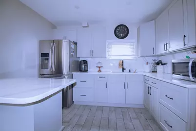 7 Prospect St, Everett, MA 02149 - Photo 10
