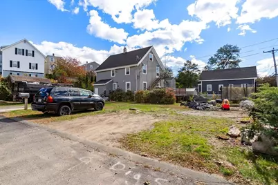 35-37 Sargent St, Gloucester, MA 01930 - Photo 8