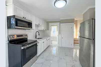19 Agnes St, Springfield, MA 01118 - Photo 10