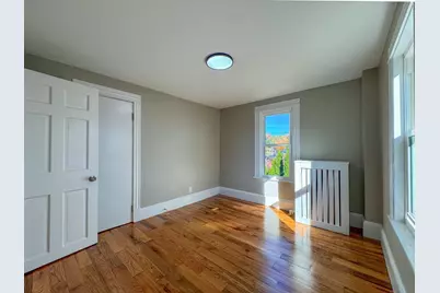 19 Agnes St, Springfield, MA 01118 - Photo 32
