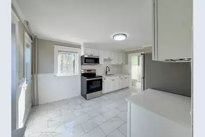 19 Agnes St, Springfield, MA 01118 - Photo 12