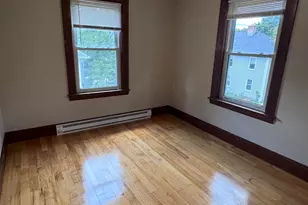 8 Harding St, Grafton, MA 01560 - Photo 6