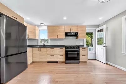 853 Washington St #6, Canton, MA 02021 - Photo 4