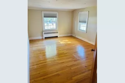62 Oak St, Stoneham, MA 02180 - Photo 8