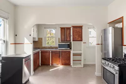 106-108 Hancock St #108, Somerville, MA 02144 - Photo 8