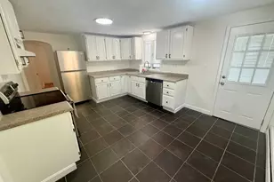 29A Linden, Lynn, MA 01905 - Photo 6