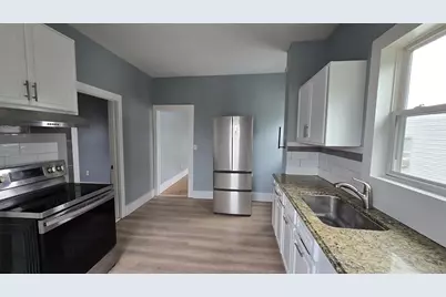 911 Broadway #3, Chelsea, MA 02150 - Photo 2