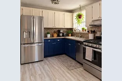 3 Seneca St, Shrewsbury, MA 01545 - Photo 2