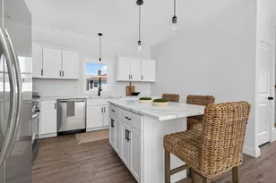 65 Wales St, Taunton, MA 02780 - Photo 12