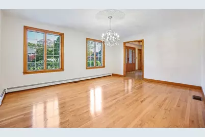 135 Lauricella Lane, Waltham, MA 02452 - Photo 14