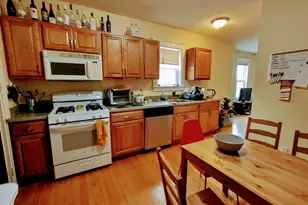 39 Whitfield, Somerville, MA 02144 - Photo 2