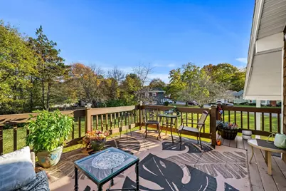 197 Elmer Rd, Weymouth, MA 02190 - Photo 4