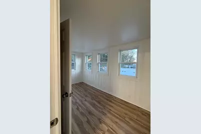 1003 Crescent St #1, Brockton, MA 02302 - Photo 4