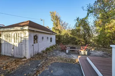 1502 Bay St, Springfield, MA 01109 - Photo 32