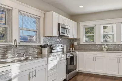 1502 Bay St, Springfield, MA 01109 - Photo 1