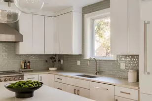 19 Acorn St, Cambridge, MA 02139 - Photo 4