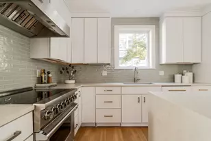 19 Acorn St, Cambridge, MA 02139 - Photo 6