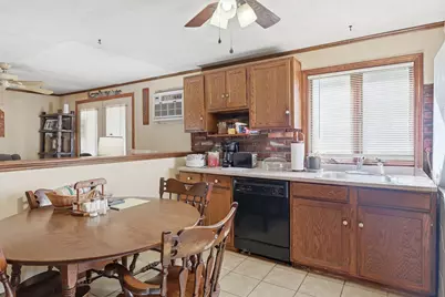39 Cady St, Billerica, MA 01821 - Photo 8