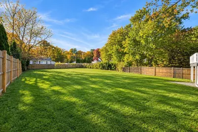 60 Oneida St, Methuen, MA 01844 - Photo 6