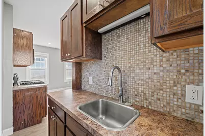 70 Boylston #2, Lowell, MA 01852 - Photo 8