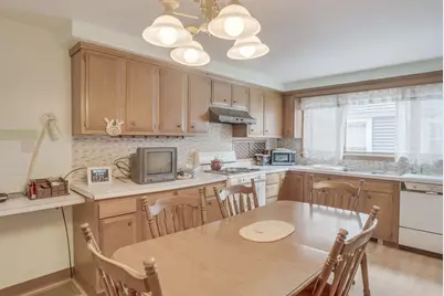246 School St, Somerville, MA 02145 - Photo 16