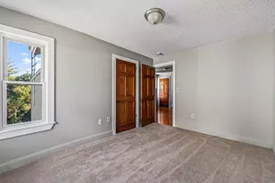 16 Walnut St, Taunton, MA 02780 - Photo 18