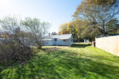 13 Montvale Rd, Gardner, MA 01440 - Photo 2