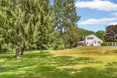 50 Hartford Ave E, Mendon, MA 01756 - Photo 6