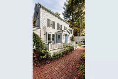7 Camden Place, Cambridge, MA 02138 - Photo 38
