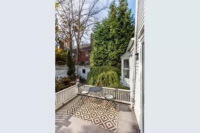 7 Camden Place, Cambridge, MA 02138 - Photo 12