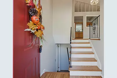 16 Meryl St, Medway, MA 02053 - Photo 4
