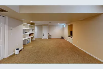 77 Wampum St, Weymouth, MA 02190 - Photo 18