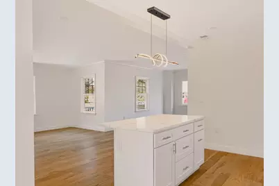 11 Nevada Ave, Malden, MA 02148 - Photo 8