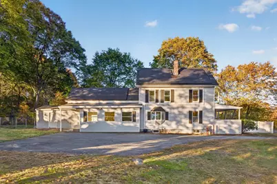 1272 Mammoth Rd, Dracut, MA 01826 - Photo 4