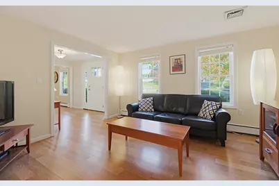 2 Wisteria Dr., Plainville, MA 02762 - Photo 4