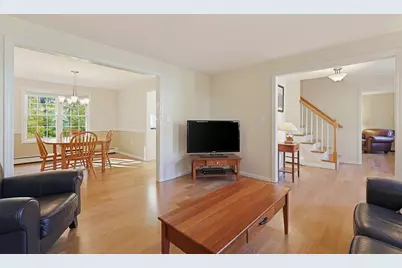 2 Wisteria Dr., Plainville, MA 02762 - Photo 6