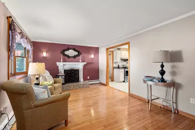 2 Pine Cone Rd, Canton, MA 02021 - Photo 6