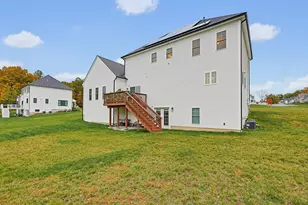 23 Clearview St, Grafton, MA 01519 - Photo 6