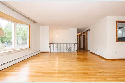 31 Towne Crest Drive, Stoneham, MA 02180 - Photo 8