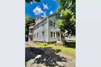 26-28 Saint James Cir, Springfield, MA 01104 - Photo 2