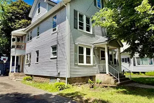 26-28 St James Cir, Springfield, MA 01104 - Photo 2