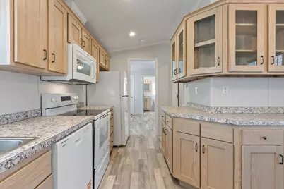 519 E. River St, Orange, MA 01364 - Photo 10