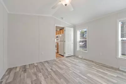 519 E. River St, Orange, MA 01364 - Photo 22
