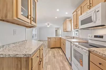 519 E. River St, Orange, MA 01364 - Photo 12