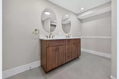 668 Main St, Leominster, MA 01453 - Photo 20