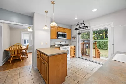 95 Alvin St, Springfield, MA 01104 - Photo 10