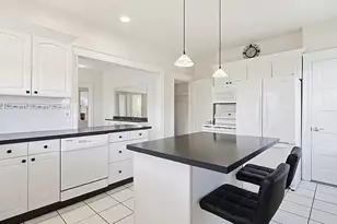 319 Central Ave, Seekonk, MA 02771 - Photo 4